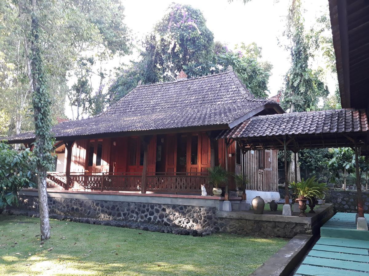 Bukit Asri Lodge Seraya Zimmer foto